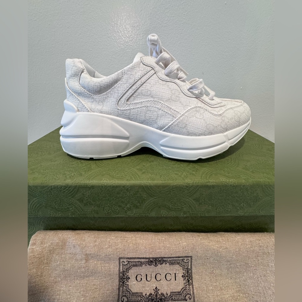 Gucci White Rhyton Logo Canvas Lace-Up Sneakers size 36 - Picture 8 of 12